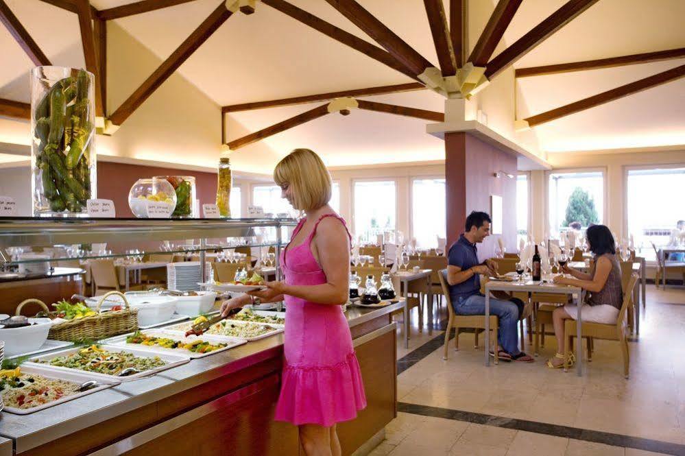 Valamar Bellevue Resort Rabac Restaurant photo